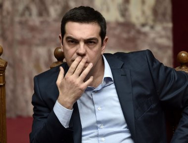 Ολοκληρώθηκε η επέμβαση του πρωθυπουργού - Ευχαρίστησε από καρδιάς τους γιατρούς